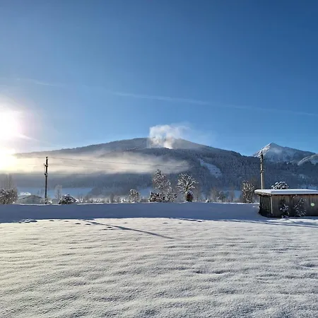 لاندهاوس أوبويرنغوت بيت ضيافة