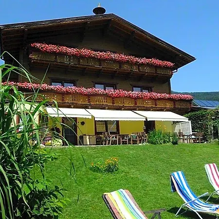 Aubauerngut Konukevi 3*